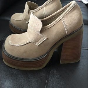 NEW!= Platform Tan Suede BAKERS Oxford Shoes